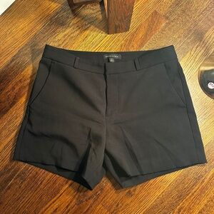 Banana Republic black dress shorts (NWOT, size: 8)